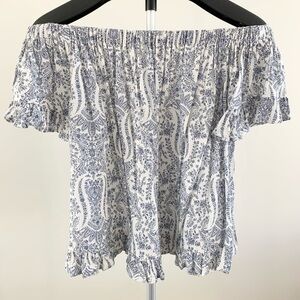 Hem & Thread Off-Shoulder Printed Top